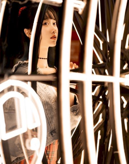 一代女皇艳史81分钟_高清视频大全